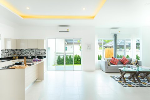 Villa in Hua Hin, Thailand 3 Schlafzimmer № 169805 - Foto 15
