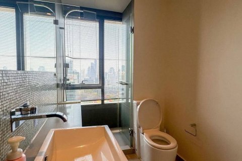 Кондоминиум с 2 спальнями в Клонг Тоэй, Бангкок, Таиланд № 161659 - фото 5