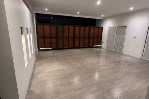 Villa in Phuket, Thailand 3 bedrooms № 161660 - photo 16