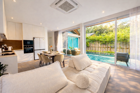 Villa in Phuket, Thailand 3 bedrooms № 161660 - photo 2