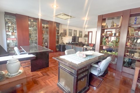 Townhouse à Watthana, Bangkok, Thaïlande 4 chambres № 201047 - photo 29