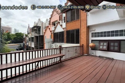 Townhouse à Watthana, Bangkok, Thaïlande 4 chambres № 201047
