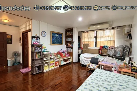 ทาวน์เฮาส์ในวัฒนา, กรุงเทพฯ, ประเทศไทย 4 ห้องนอน № 201047 - รูปถ่าย 13