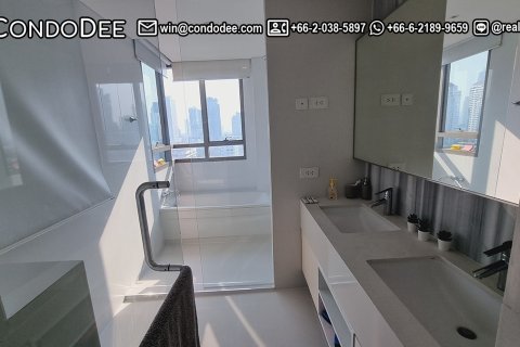 Condo à Watthana, Bangkok, Thaïlande, 2 chambres № 201049 - photo 15