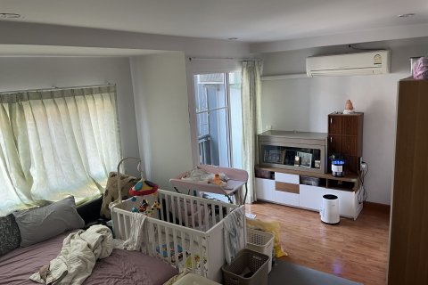 Таунхаус в Нонтхабури, Таиланд с 4 спальнями  № 140675 - фото 18