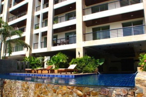 Condo in Pattaya, Thailand, 3 bedrooms  № 159026