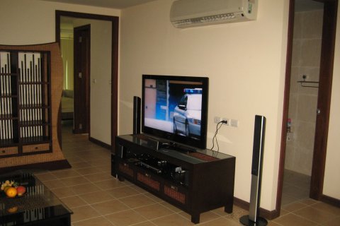 Condo in Pattaya, Thailand, 3 bedrooms  № 159026 - photo 3