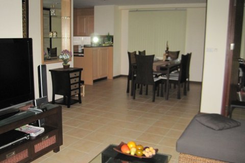 Condo in Pattaya, Thailand, 3 bedrooms  № 159026 - photo 2