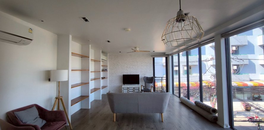 Centre commercial à Samut Prakan, Thaïlande № 159025