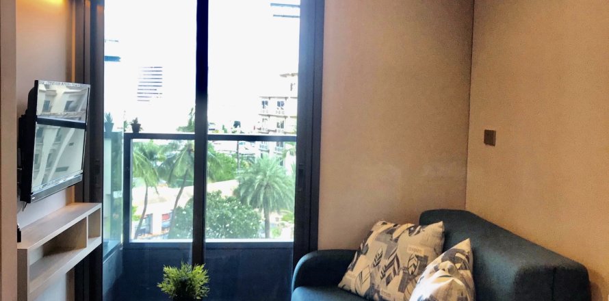 Studio in the Condo in Khlong Toei, Bangkok, Thailand  № 159024