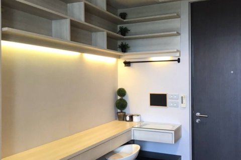 Studio in the Condo in Khlong Toei, Bangkok, Thailand  № 159024 - photo 4