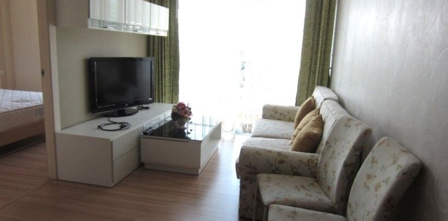 Кондоминиум с 2 спальнями в Чиангмае, Таиланд № 156140