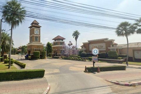 House in Pak Kret, Thailand 4 bedrooms № 156138 - photo 29