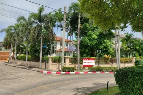 House in Pak Kret, Thailand 4 bedrooms № 156138 - photo 3