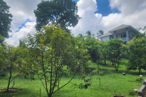 House in Ko Samui, Thailand 9 bedrooms № 137150 - photo 1