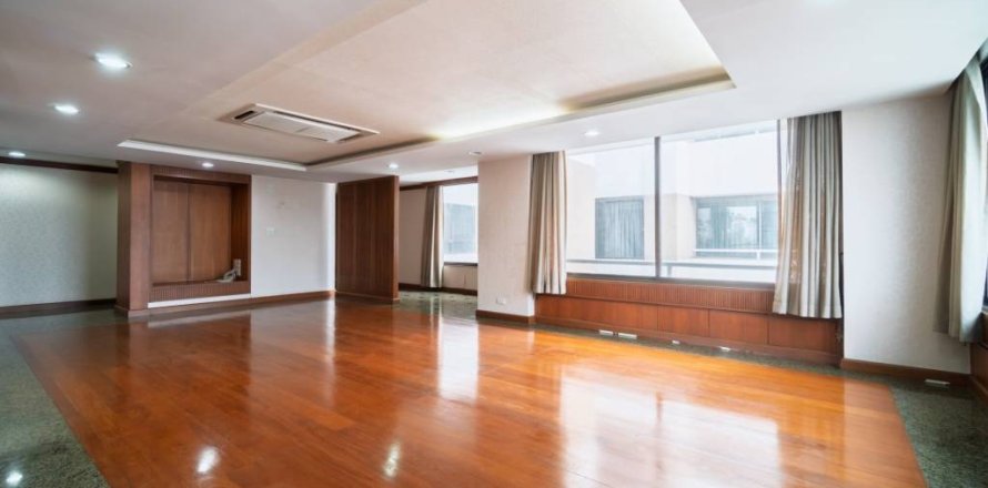 Condo à Bangkok, Thaïlande, 2 chambres  № 158765