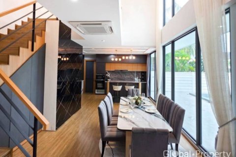 Haus in Pattaya, Thailand 3 Schlafzimmer № 233295 - Foto 15