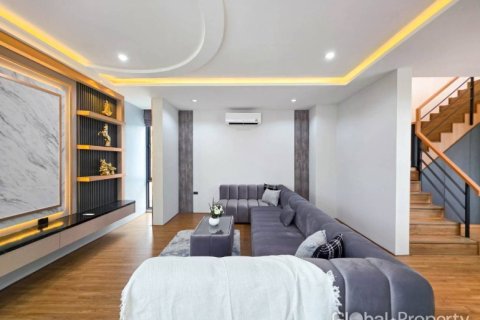 Haus in Pattaya, Thailand 3 Schlafzimmer № 233295 - Foto 12