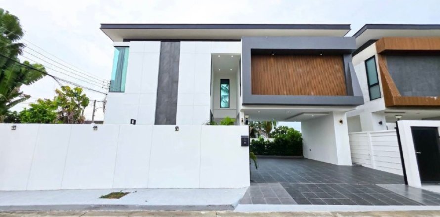 Haus in Pattaya, Thailand 3 Schlafzimmer № 233295