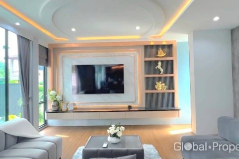 Haus in Pattaya, Thailand 3 Schlafzimmer № 233295 - Foto 11