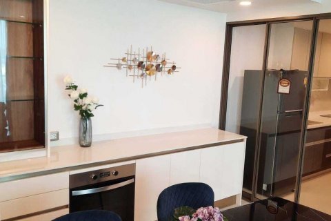 Condo in Watthana, Bangkok, Thailand, 2 bedrooms  № 136701 - photo 8