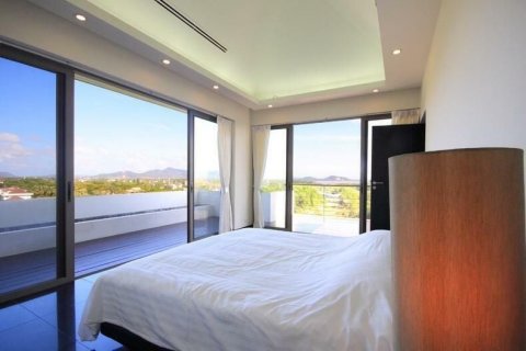 House in Phuket, Thailand 4 bedrooms № 136703 - photo 3