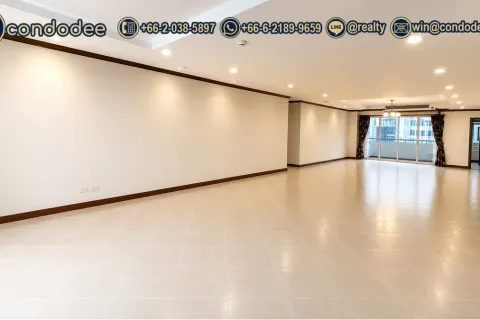 Condo in Watthana, Bangkok, Thailand, 3 bedrooms  № 201399 - photo 5