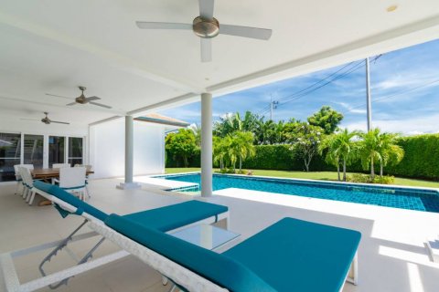 Villa in Hua Hin, Thailand 3 bedrooms № 114749 - photo 7