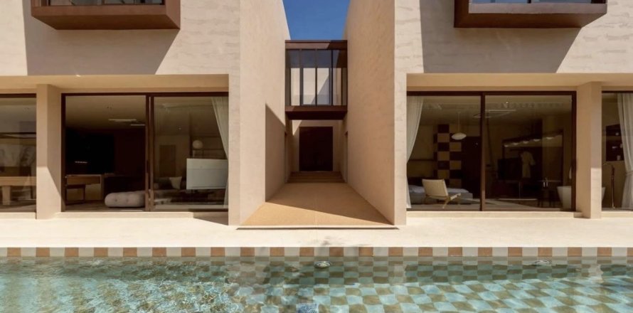 Villa in Pattaya, Thailand 5 bedrooms № 153403