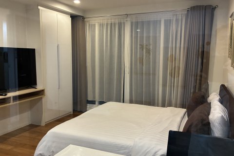 Студия в кондо в Ваттхане, Бангкок, Таиланд № 173535 - фото 9