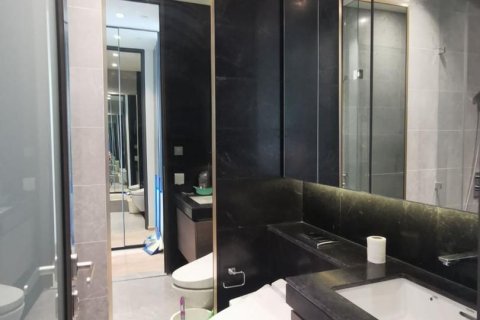 Studio dans le Condo à Pathum Wan, Bangkok, Thaïlande  № 173533 - photo 6