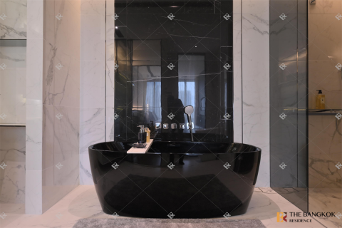 Condo in Bangkok, Thailand, 2 bedrooms № 186185 - photo 9