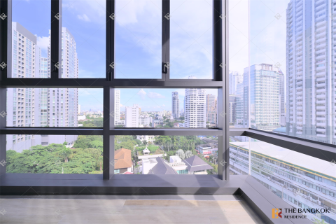Condo in Bangkok, Thailand, 2 bedrooms № 186185 - photo 2