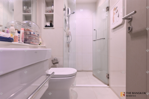 Condo in Bangkok, Thailand, 2 bedrooms № 186183