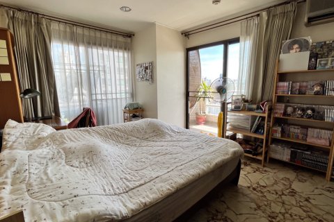Condo à Watthana, Bangkok, Thaïlande, 3 chambres № 201100 - photo 4