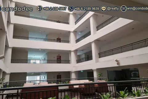 Condo à Watthana, Bangkok, Thaïlande, 2 chambres  № 201103 - photo 6