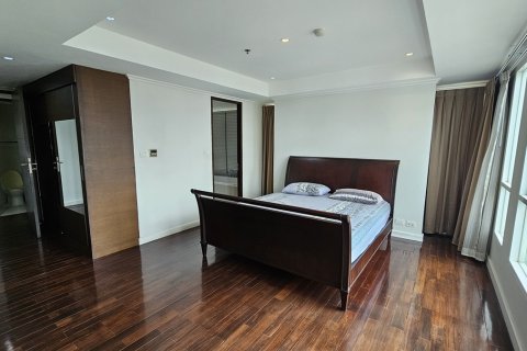 Condo à Watthana, Bangkok, Thaïlande, 2 chambres № 201106 - photo 14