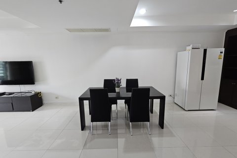 Condo à Watthana, Bangkok, Thaïlande, 2 chambres № 201106 - photo 2
