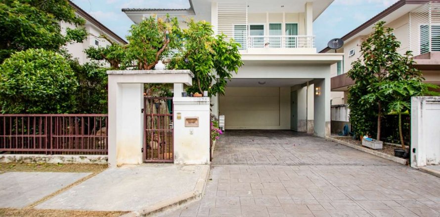 House in Chiang Mai, Thailand 3 bedrooms № 121737