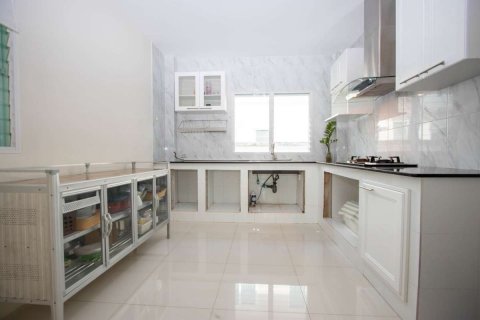 House in Chiang Mai, Thailand 3 bedrooms № 121737 - photo 17