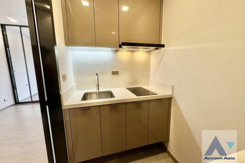 Eigentumswohnung in Huai Khwang, Bangkok, Thailand, 1 Schlafzimmer  № 219292 - Foto 4
