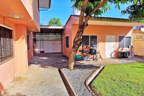 Дом в Хуа Хине, Таиланд с 5 спальнями  № 142866 - фото 2