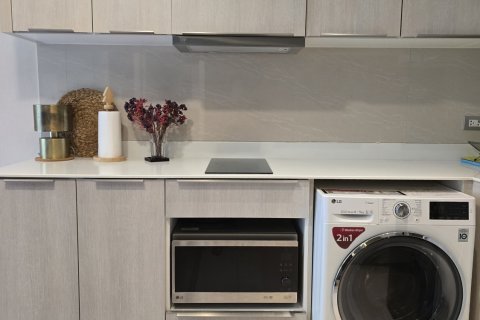 Кондоминиум с 2 спальнями в Клонг Тоэй, Бангкок, Таиланд № 157889 - фото 7