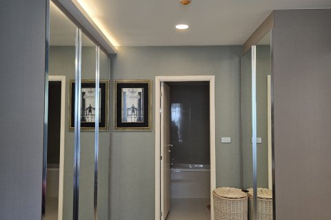 Кондоминиум с 2 спальнями в Клонг Тоэй, Бангкок, Таиланд № 157889 - фото 11