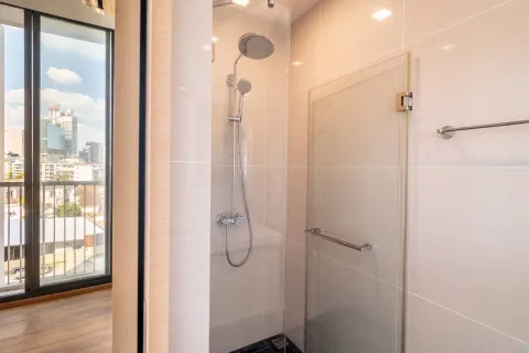 Studio in the Condo in Khlong Toei, Bangkok, Thailand  № 150357 - photo 11