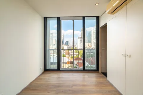 Studio in the Condo in Khlong Toei, Bangkok, Thailand  № 150357 - photo 3