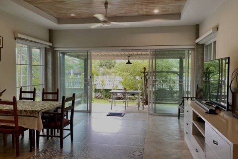 Villa in Cha-am, Thailand 3 bedrooms № 114890 - photo 3