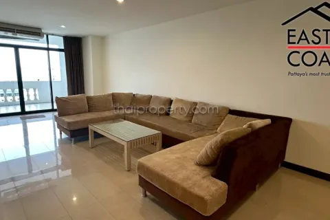 Condominio de 3 dormitorios en Jomtien Beach, Pattaya, Tailandia № 212644 - foto 17