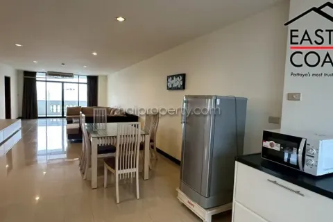Condominio de 3 dormitorios en Jomtien Beach, Pattaya, Tailandia № 212644 - foto 13