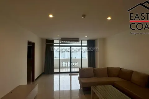 Condominio de 3 dormitorios en Jomtien Beach, Pattaya, Tailandia № 212644 - foto 18
